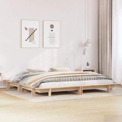 Bedframe zonder matras massief grenenhout 200x200 cm