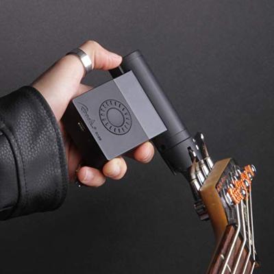 Roadie Bass Tuner automatisch stemapparaat voor basgitaar - thumbnail