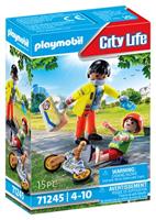 Playmobil® City Life 71245 verpleegkundige met patiënt - thumbnail