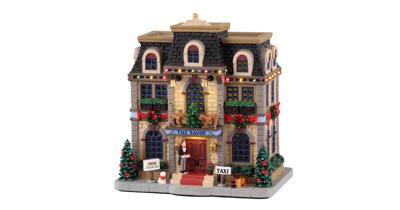 Lemax christmas at the savoy verlicht kersthuisje Caddington Village 2021