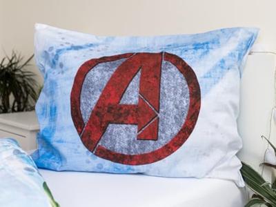 Marvel Avengers Dekbedovertrek Heroes - 140 x 200 cm - 70 x 90 cm