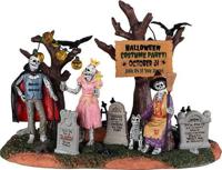 Lemax graveyard costume party tafereel Spooky Town 2022 - thumbnail