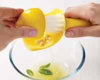 Joseph Joseph Citruspers Catcher - thumbnail