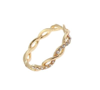 Vrouw klassieke Cubic Zirconia twist vorm ring kleur: goud (8)