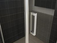 Douchecabine Wiesbaden met swingdeur 100x100cm 8mm NANO coating - thumbnail