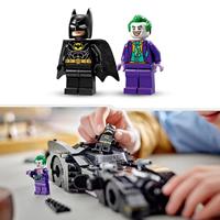 Lego Super Hero 76224 Batmobile Batman vs The Joker Achtervolging - thumbnail