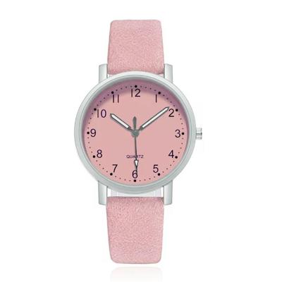 LGT Quartz horloge zilverkleurig met roze leren band en roze wijzerplaat LGT Quartz horloge zilverkleurig met roze leren band en roze wijzerplaat