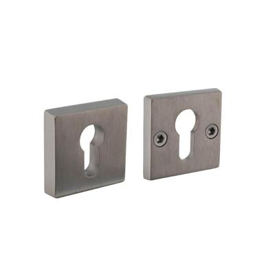 Olivari | Veiligheidsrozet SKG*** | Massief | Vierkant | RVS mat titaan PVD Olivari | Veiligheidsrozet SKG*** | Massief | Vierkant | RVS mat titaan PVD