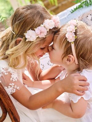 Nude en goudkleurige bloemenkrans voor meisjes ecru