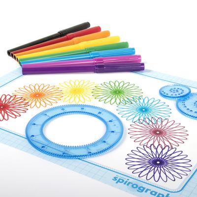 Spirograph kit met markers