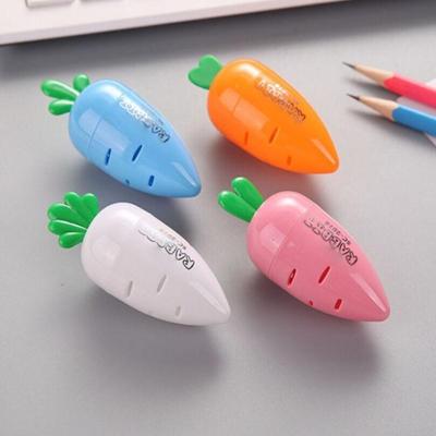 4 stuks schattige creatieve wortel molding plastic potloodslijper grootte: 6 5 x 3 5 cm willekeurige kleur levering 4 stuks schattige creatieve wortel molding plastic potloodslijper grootte: 6 5 x 3 5 cm willekeurige kleur levering