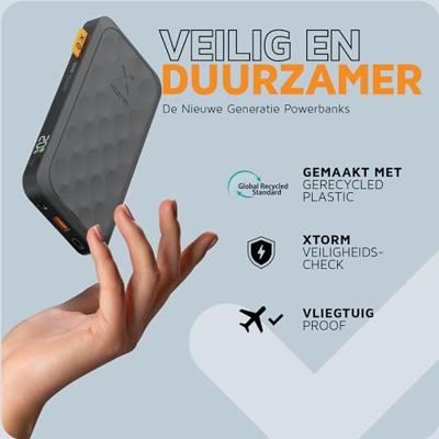 Xtorm Fuel Series Power Pack 20 W 10.000 mAh Powerbank Zwart