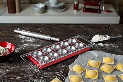 Marcato Ravioli Maker met Deegroller - Rood - 10 Vaks