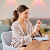 Draadloze manicure-/pedicureset - MEDISANA - MP 900 - 5 accessoires - Precisie-ledverlichting - Wit - thumbnail