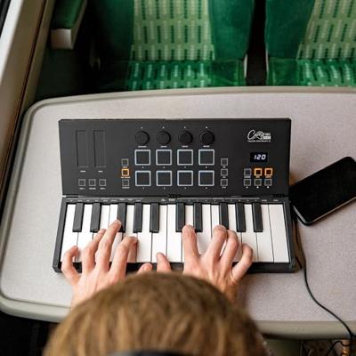 Carry-On FC25 opvouwbaar MIDI-keyboard Carry-On FC25 opvouwbaar MIDI-keyboard