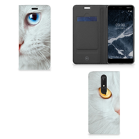 Nokia 5.1 (2018) | Hoesje maken | Witte Kat - thumbnail