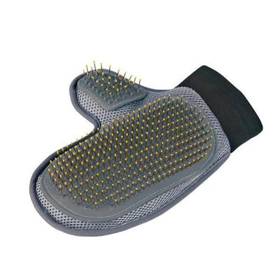 TRIXIE VERZORGINGSHANDSCHOEN MET METALEN PINNEN GROEN / ZWART 24X18 CM
