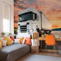 Fotobehang - Vrachtwagen met prachtige achtergrond, Truck, 11 maten, inclusief behanglijm - thumbnail