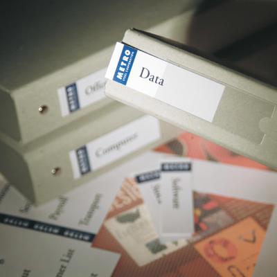 3L Etikethouder, ft 35 x 75 mm, etui van 12 stuks 3L Etikethouder, ft 35 x 75 mm, etui van 12 stuks