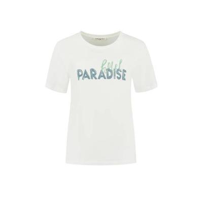 Circle of Trust T-shirt Suri met tekst gebroken wit Circle of Trust T-shirt Suri met tekst gebroken wit