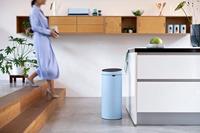 Brabantia touch bin afvalemmer 30 liter soft beige - thumbnail