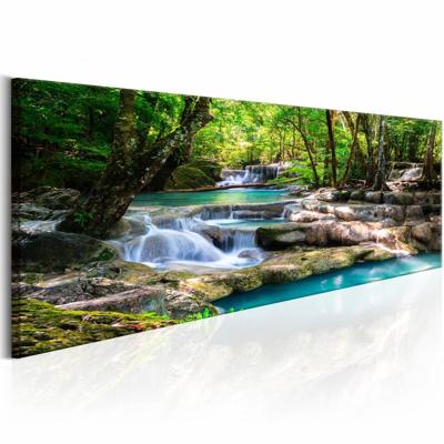 Schilderij - Waterval in de natuur , groen blauw, Sierraad aan de muur, print op echt Italiaans canvas, voor slaapkamer en woonkamer, wanddecoratie