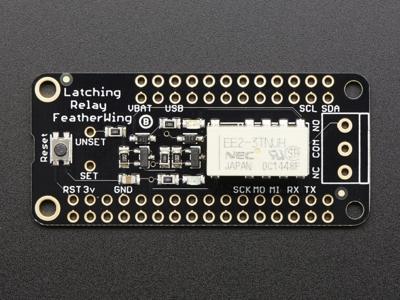 Adafruit FeatherWing Mini-relais met vergrendeling