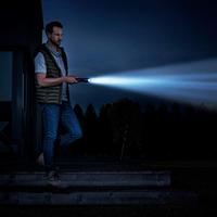 Varta Night Cutter F40 Zaklamp werkt op batterijen LED 1000 lm 65 h 134 g - thumbnail