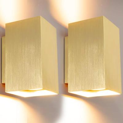 Cometa oro by LUSENZ - Up and downlight - Rechthoekige wandlamp met geborsteld gouden coating