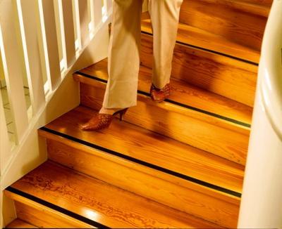 tesa 60950-00000-00 Anti-sliptape tesa Professional Zwart (l x b) 15 m x 25 mm 1 stuk(s) tesa 60950-00000-00 Anti-sliptape tesa Professional Zwart (l x b) 15 m x 25 mm 1 stuk(s)