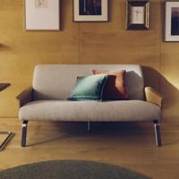 Kave Home Amsen 2-zits bank Lichtbruin multiplex eiken - thumbnail