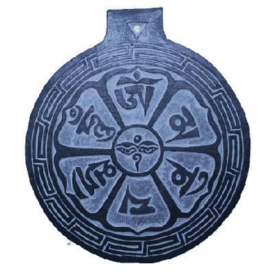 Leisteenschijf met Reliëf Om Mani Pad Me Hum