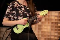 Ortega Keiki K2-TMO Soprano Size Ukulele Tomatillo sopraan ukelele set - thumbnail