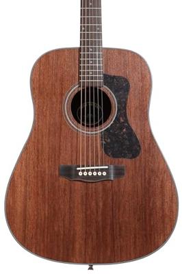 Guild D-320 Natural akoestische westerngitaar