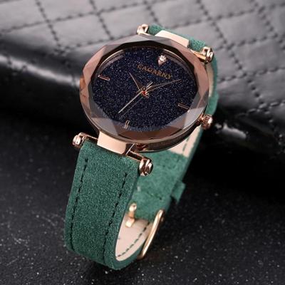 CAGARNY waterbestendig Fashion 6877 vrouwen Quartz Wrist Watch with leder Band(Green) CAGARNY waterbestendig Fashion 6877 vrouwen Quartz Wrist Watch with leder Band(Green)