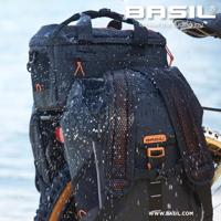 Basil miles tarpaulin fietsrugzak - waterdichte zwarte rugzak voor mannen en vrouwen, 17 liter inhoud - thumbnail