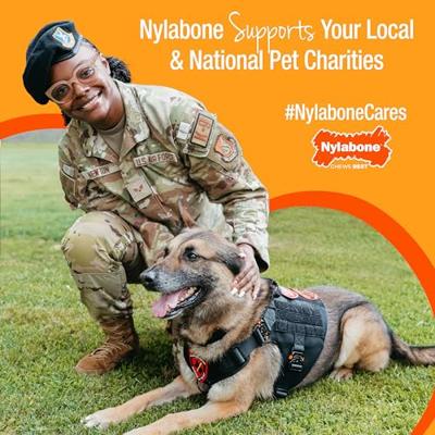 NYLABONE PUPPY FREEZER BONE WITH WASH CLOTH PINDAKAASSMAAK - thumbnail