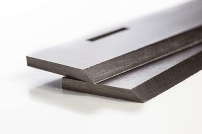 DeWALT 1004540-00 HSS schaafmessen 317mm (DW733 Type 2) DeWALT 1004540-00 HSS schaafmessen 317mm (DW733 Type 2)