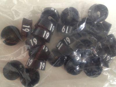 MB zwart/wit 19 voor op kledinghanger