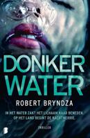 Erika Foster 3 - Donker water - Robert Bryndza - Paperback (9789022588598) - thumbnail