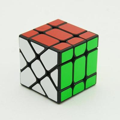 Third-order creatieve Alien vormige puzzel Children's educatief speelgoed (Random kleur levering)