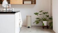 Brabantia pedaalemmer Newlcon 30 liter soft beige - thumbnail