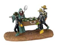 Lemax pushing daisies tafereel Spooky Town 2025 - thumbnail