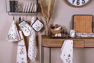 Clayre & Eef Kussenhoes 40x40 cm Beige Zwart Katoen Bloemen