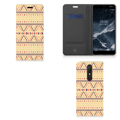 Nokia 5.1 (2018) | Hoesje met Magneet | Aztec Yellow Nokia 5.1 (2018) | Hoesje met Magneet | Aztec Yellow
