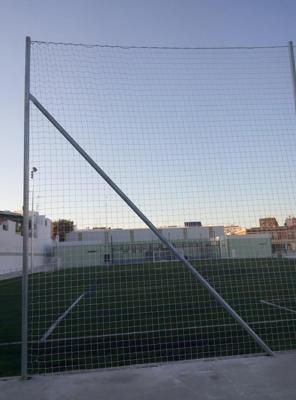 GALVANIZED METAL REINFORCEMENT POST FOR PROTECTION NETWORK WITHOUT BOATS