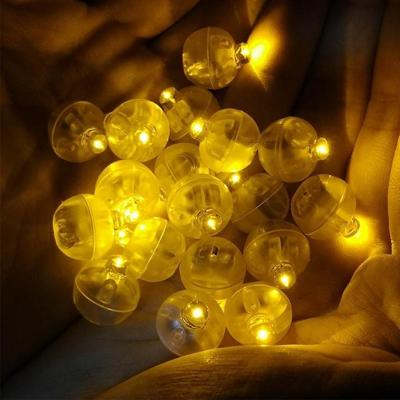 100 PCS ronde Flash Ball LED ballon lichten Mini Flash lichtgevende lampen lantaarn Bar kerst bruiloft Feestdecoratie lichten (geel)