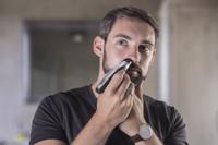 WAHL 05604-616 - Kit da viaggio Deluxe - Rifinitore di precisione con batteria agli ioni di litio e borsa da toilette - Testa rotante - Pettine - thumbnail