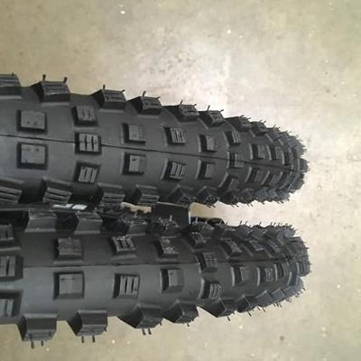 Schwalbe buitenband MagicMary 26 x 2.35 (60 559) zwart - thumbnail