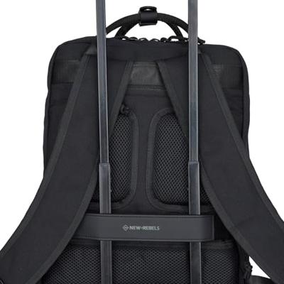 Bruce - Milwaukee Rugtas Zwart 18L Laptoptas 15,6'' Bruce - Milwaukee Rugtas Zwart 18L Laptoptas 15,6''